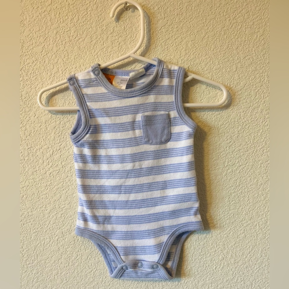 Baby patch onesie for 0- 3 month old